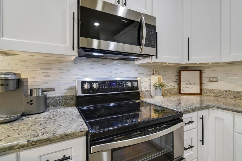 616 Bending Oak Trl, Winter Garden FL  34787-2462 exterior