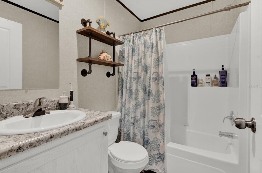 2055 Bradley Dr, Saint Cloud FL  34771-8688 exterior