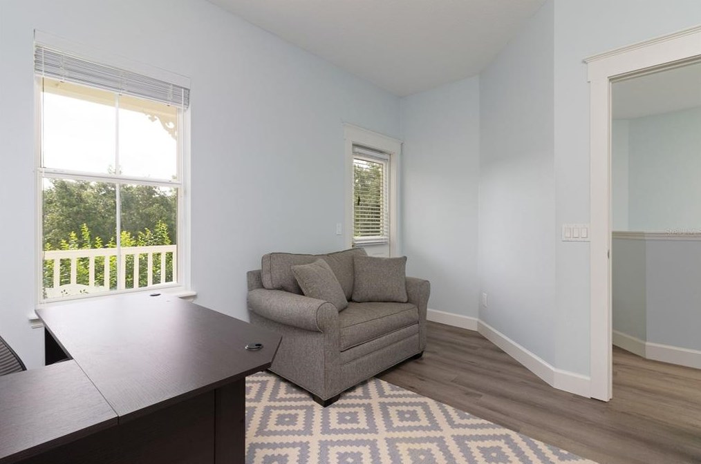 820 Lake Evalyn Dr, Kissimmee FL 34747-4804 exterior