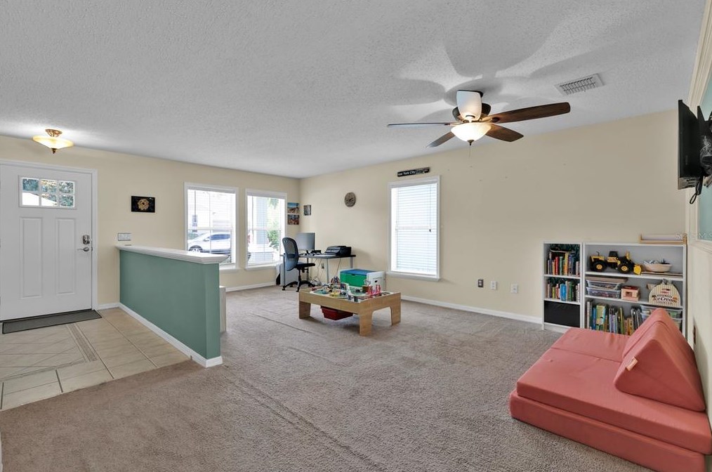 321 Aster Dr, Davenport FL  33897-3816 exterior