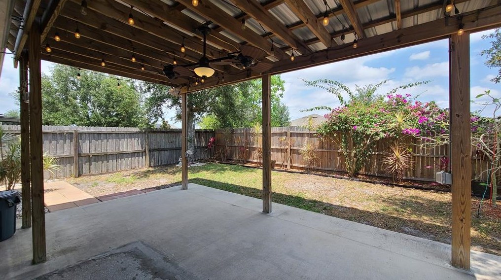 5610 Silver Thistle Ln, Saint Cloud FL  34772-6850 exterior