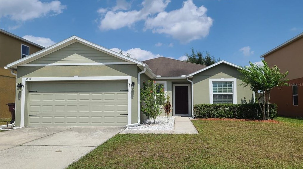 5610 Silver Thistle Ln, Saint Cloud FL  34772-6851 exterior