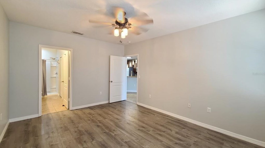 5610 Silver Thistle Ln, Saint Cloud FL  34772-6850 exterior