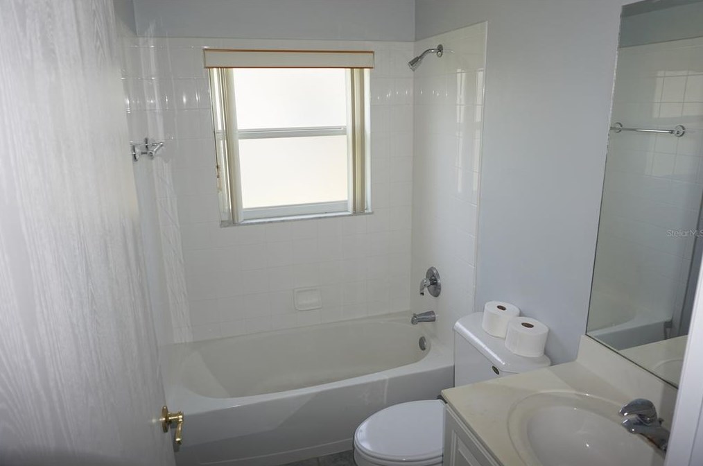 222 Rock Spg Dr, Kissimmee FL 34759-3757 exterior