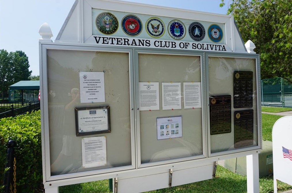 222 Rock Spg Dr, Kissimmee FL 34759-3757 exterior