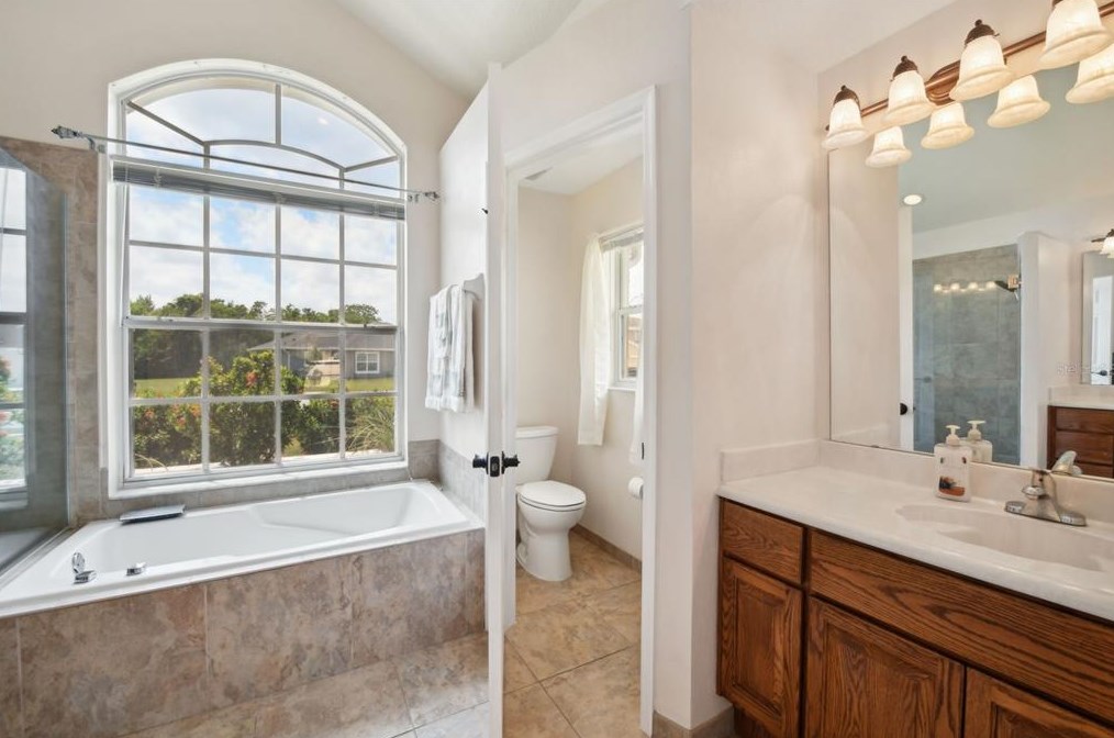 2226 Jessica Ln, Kissimmee FL 34744-6450 exterior