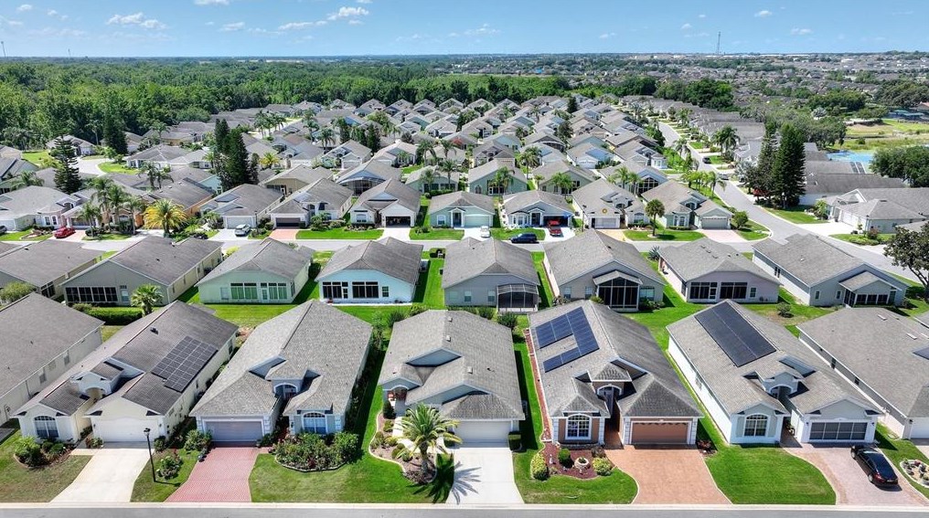 145 Fleming Ln, Davenport FL  33837-4578 exterior