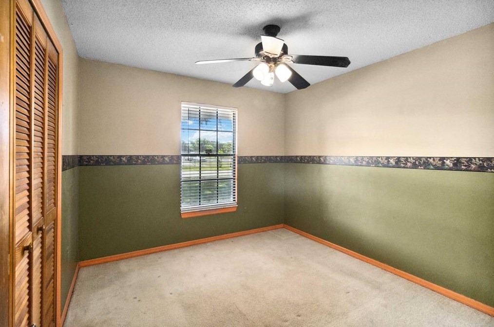 446 Robinson Ave, Saint Cloud FL  34769-2058 exterior