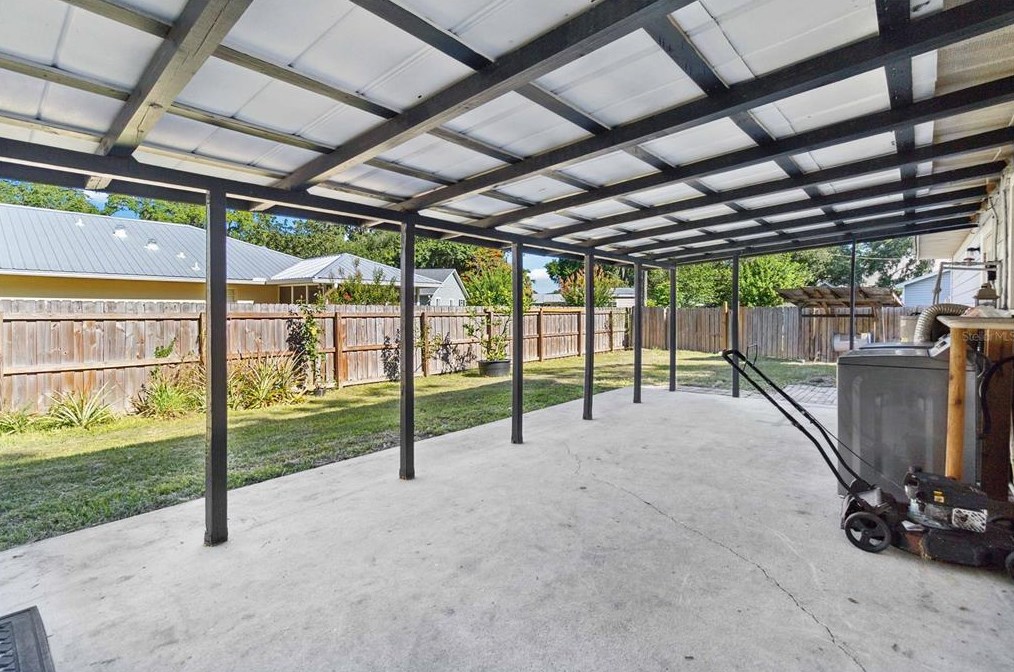446 Robinson Ave, Saint Cloud FL  34769-2058 exterior