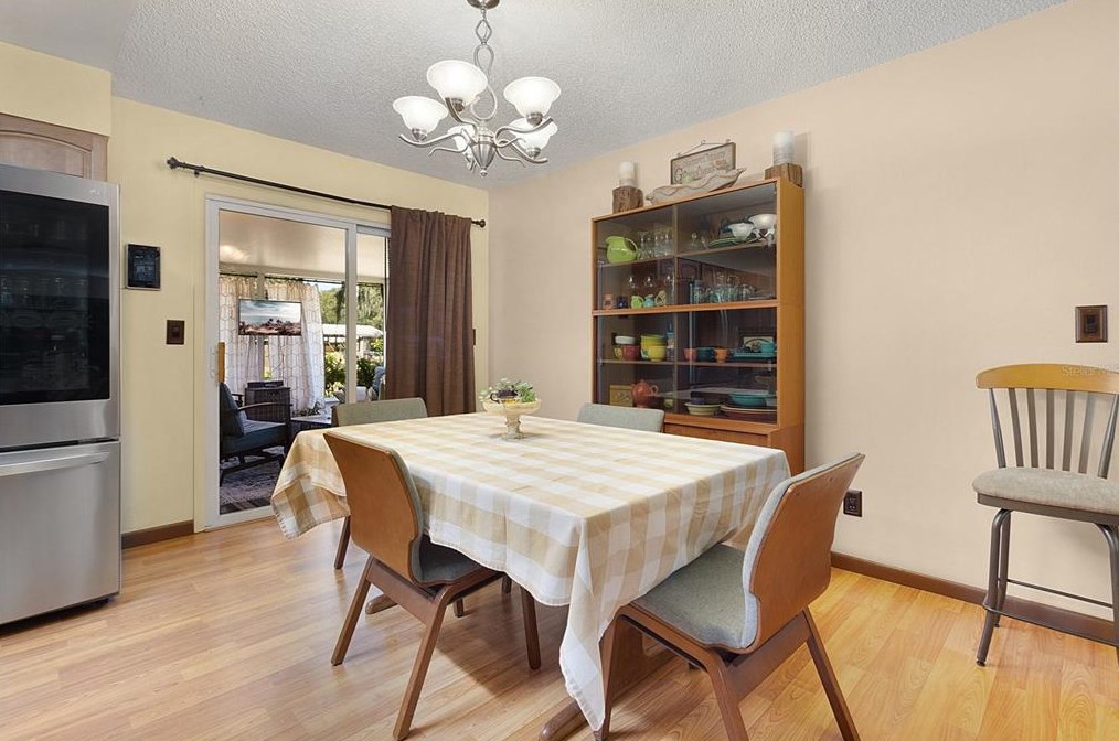 8222 Spruce Ln, Lakeland FL  33809-7705 exterior