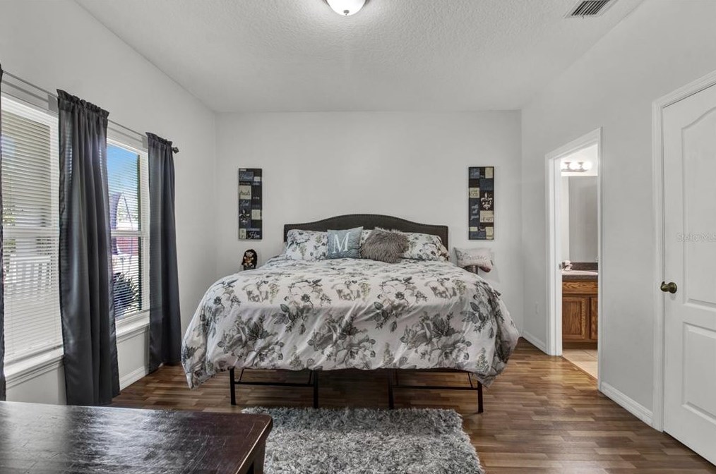 643 Hacienda Cir, Kissimmee FL 34741-6337 exterior