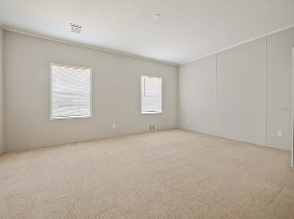 4492 Hunting Ldg Dr, Saint Cloud FL  34772-8006 exterior