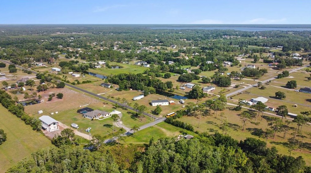 4492 Hunting Ldg Dr, Saint Cloud FL  34772-8006 exterior