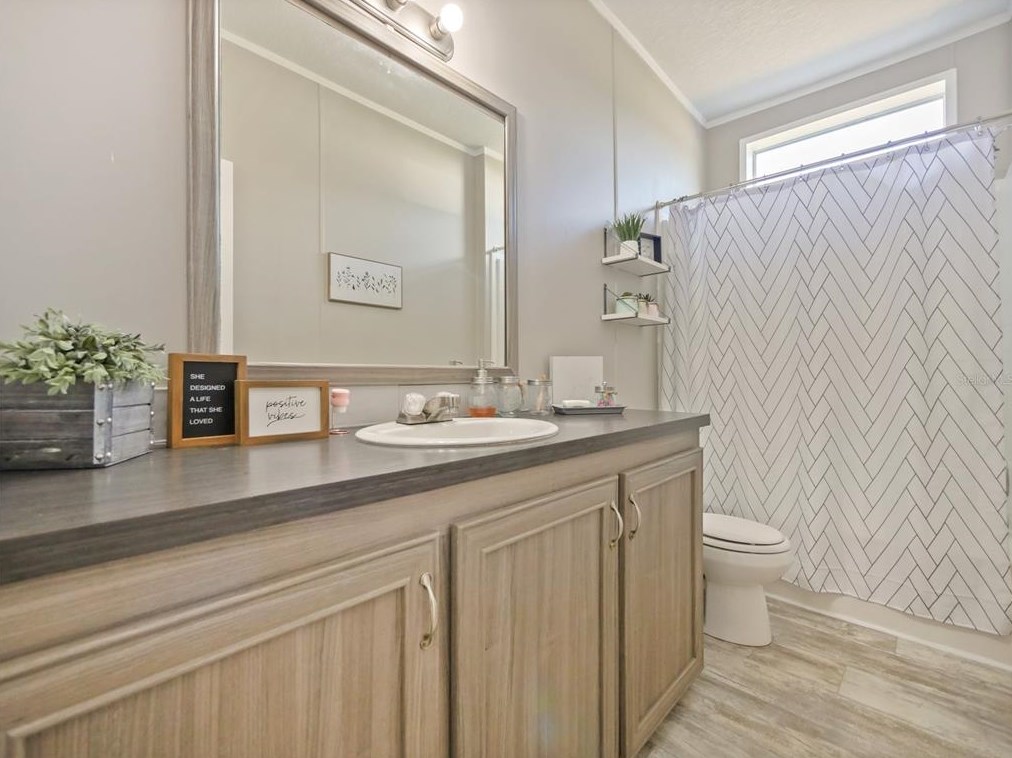 4492 Hunting Ldg Dr, Saint Cloud FL  34772-8006 exterior