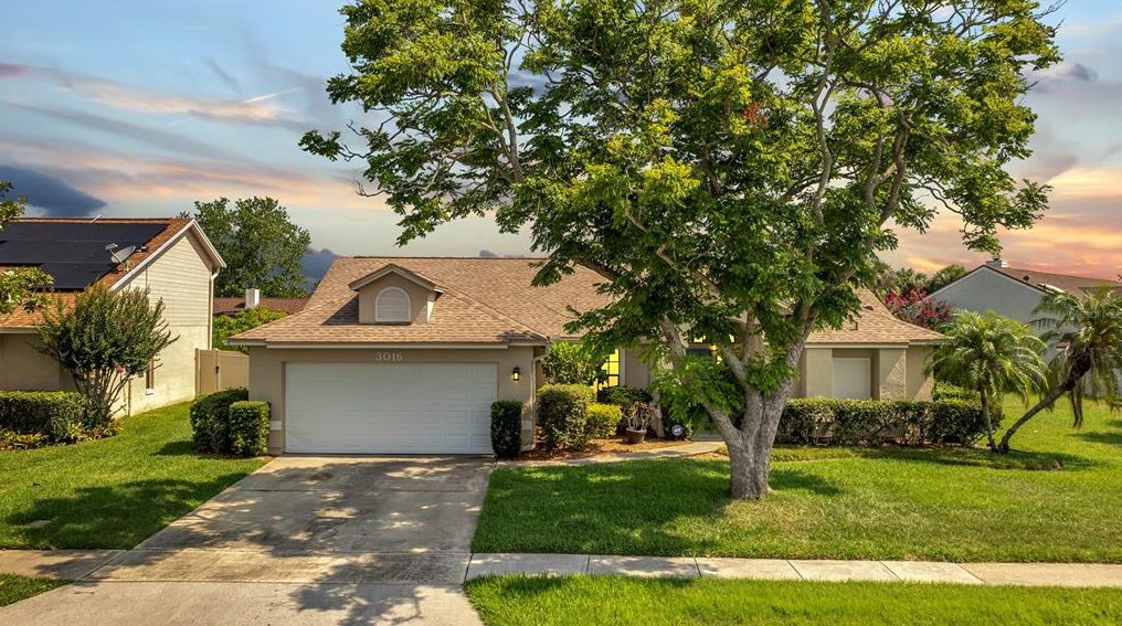 3016 Eagle Lake Dr, Orlando FL  32837-7014 exterior