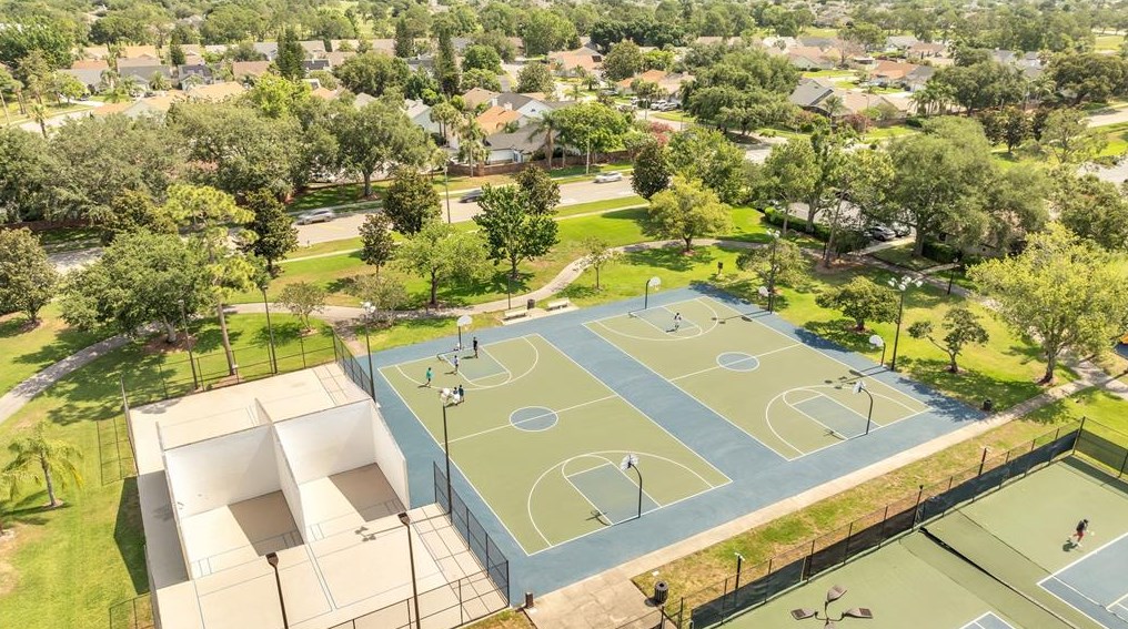 3016 Eagle Lk Dr, Orlando FL  32837-6910 exterior