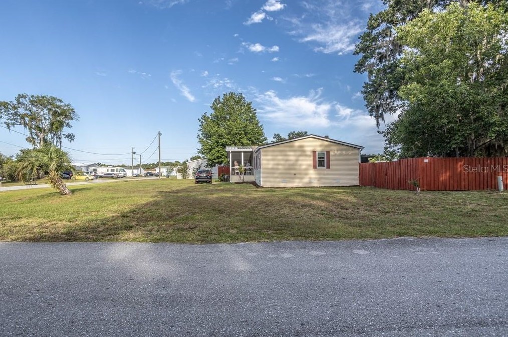 3644 Pioneer Trl, Lakeland FL  33810-3503 exterior