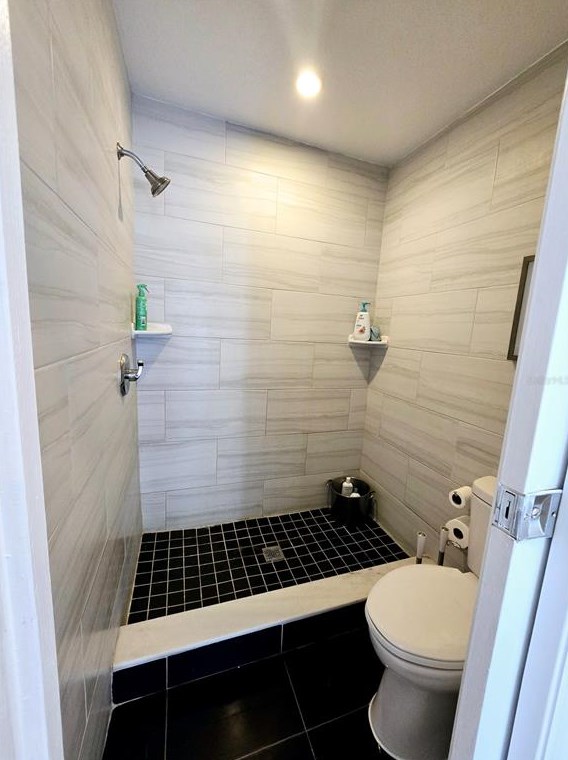 55 Pne Is Cir, Kissimmee FL  34743-8166 exterior