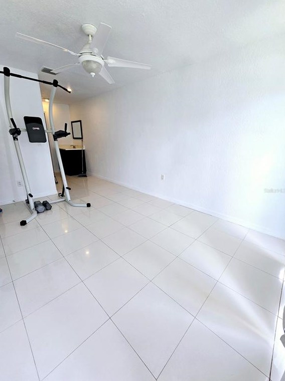 55 Pne Is Cir, Kissimmee FL  34743-8166 exterior