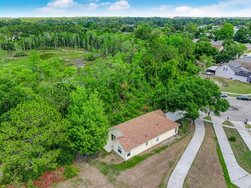 1700 Circe Lk Ct, Orlando FL  32826-4645 exterior