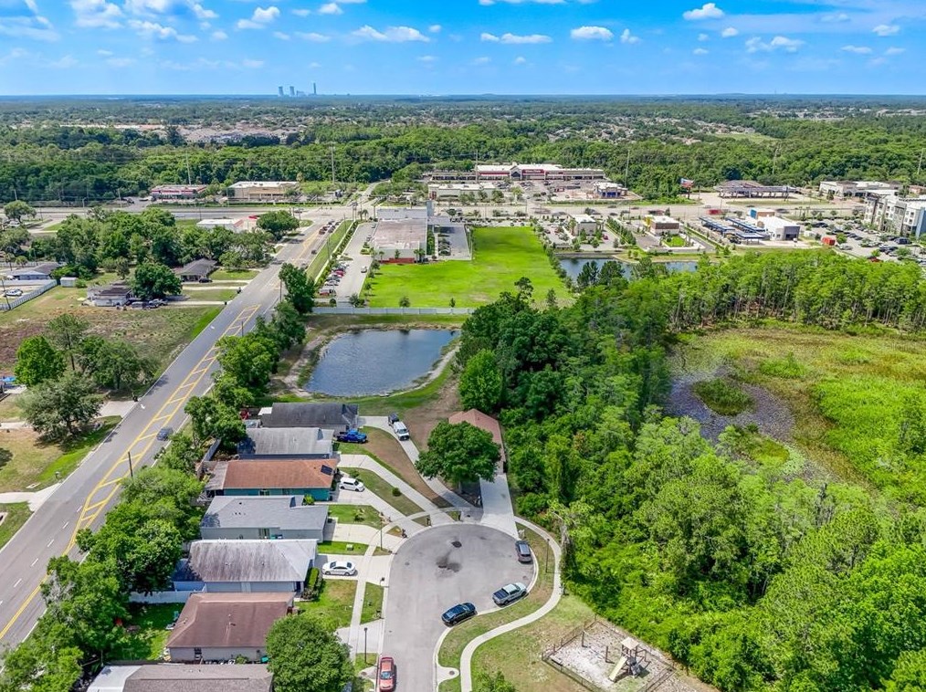 1700 Circe Lk Ct, Orlando FL  32826-4645 exterior