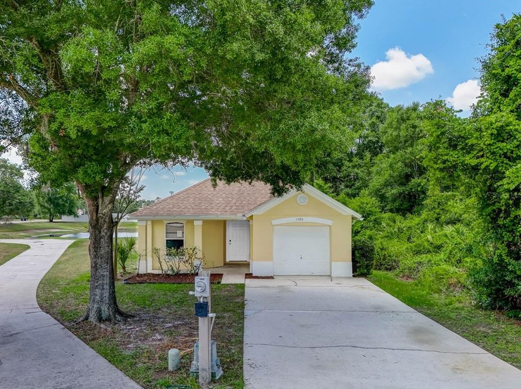 1700 Circe Lk Ct, Orlando FL  32826-4645 exterior