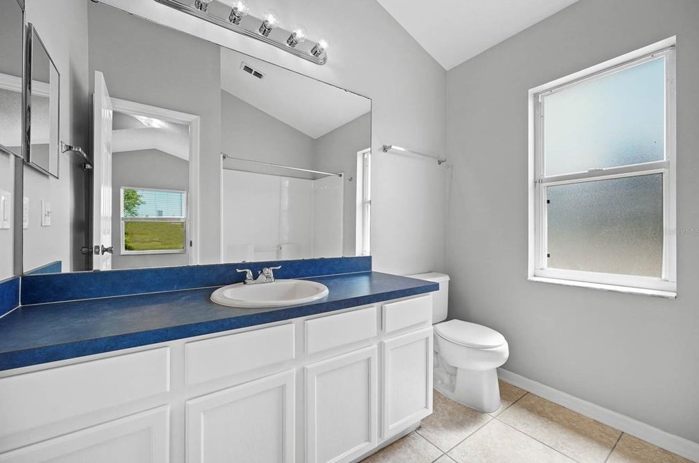 1700 Circe Lk Ct, Orlando FL  32826-4645 exterior