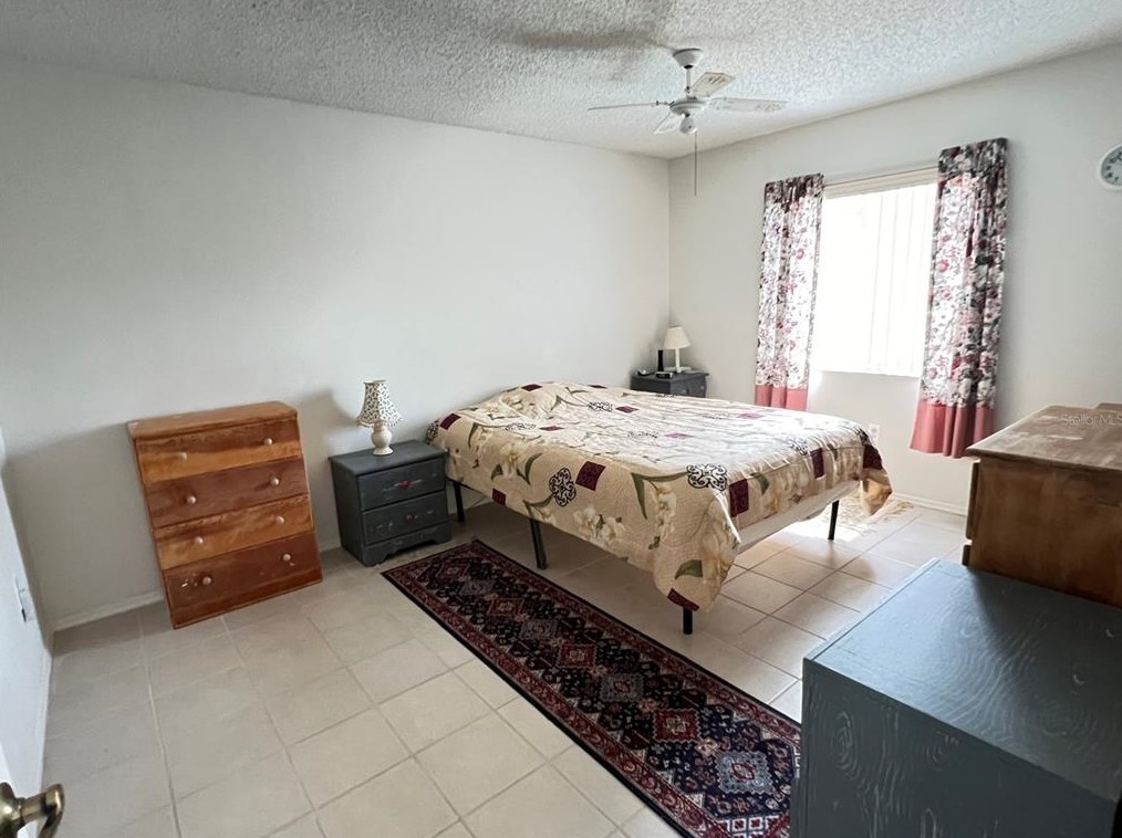 219 Hidden Spg Cir, Kissimmee FL 34743-6122 exterior