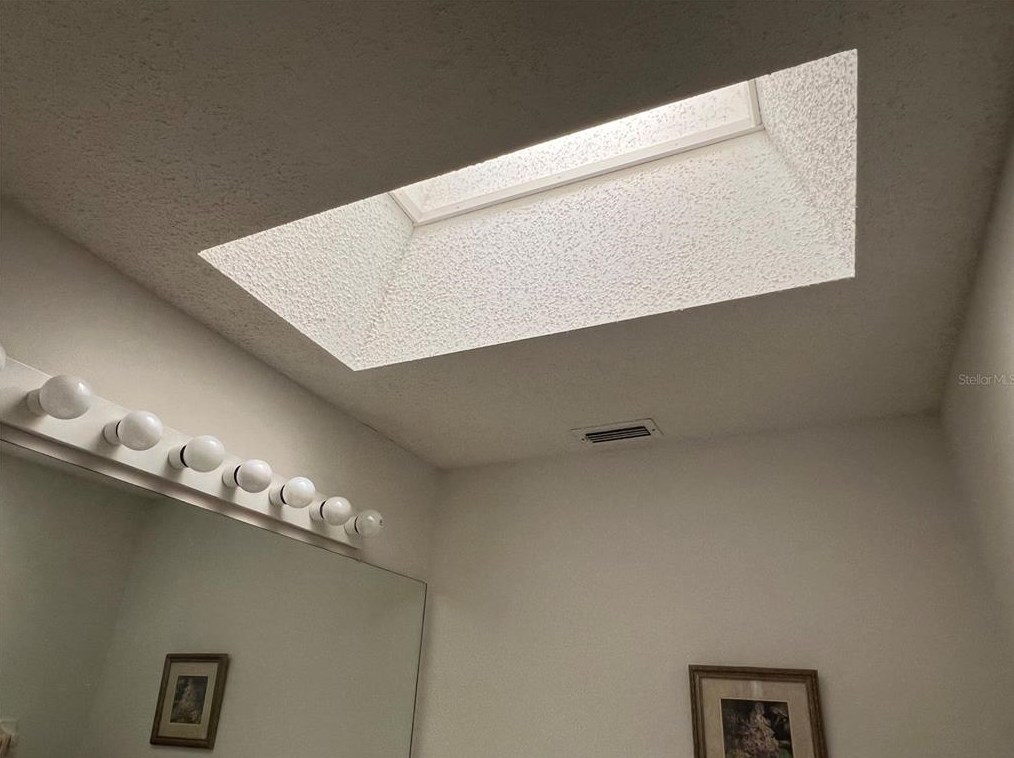 219 Hidden Spg Cir, Kissimmee FL 34743-6122 exterior