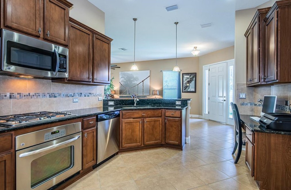 20837 Amanda Oak Ct, Land O Lakes FL 34638-4349 exterior