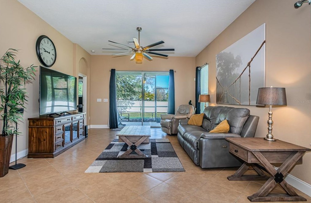 20837 Amanda Oak Ct, Land O Lakes FL 34638-4349 exterior