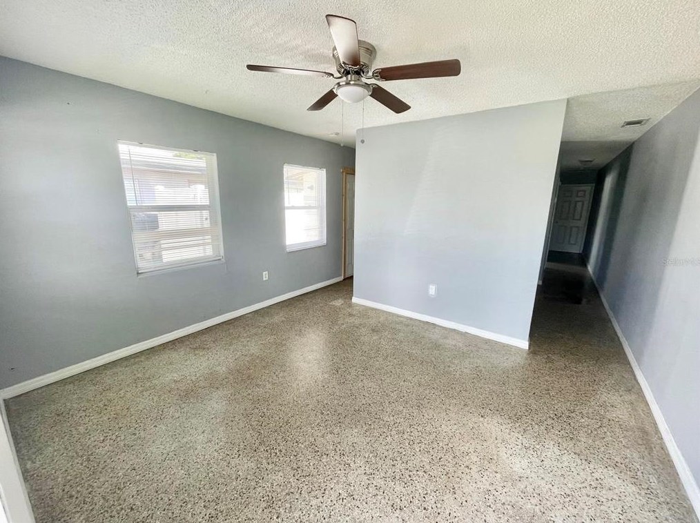 4615 Edgewater Dr, Orlando FL  32804-1121 exterior