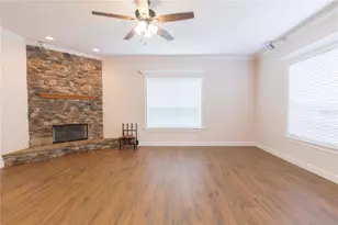 1380 E Lakeshore Blvd, Kissimmee, FL 34744 - Photo 29
