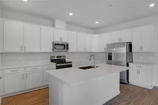 192 Flag Lilly Ln, Umatilla, FL 32784 - Photo 5