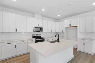 4060 Bannock Ave, Tavares, FL 32778 - Photo 5