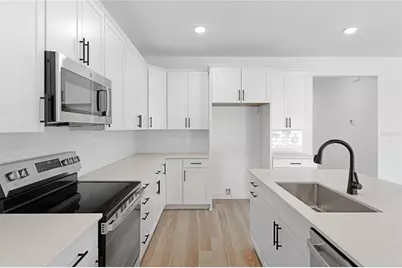 4060 Bannock Avenue, Tavares, FL 32778 - Photo 7