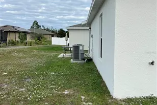 106 Orchid Ct, Poinciana, FL 34759 - Photo 17