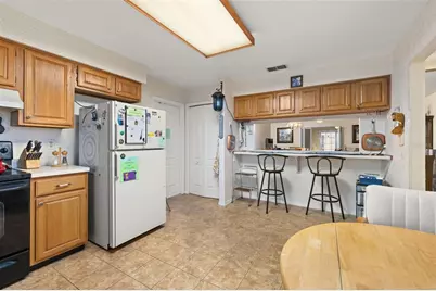 5846 Greenbriar Court, Zephyrhills, FL 33542 - Photo 5