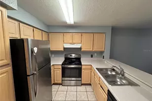 13838 Fairway Island Dr, Orlando, FL 32837 - Photo 7