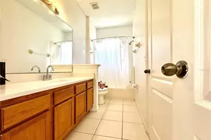 10786 Savannah Wood Dr, Orlando, FL 32832 - Photo 11