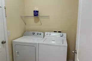 3210 Queen Alexandria Dr, Kissimmee, FL 34744 - Photo 17