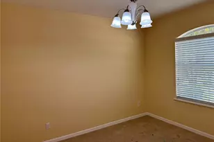 3210 Queen Alexandria Dr, Kissimmee, FL 34744 - Photo 3