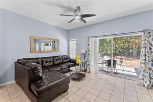 1017 Park Ridge Cir, Kissimmee, FL 34746 - Photo 9