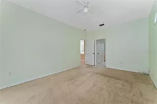 135 Langham Dr, Davenport, FL 33897 - Photo 15