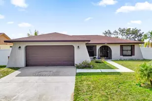 667 Heraldo Ct, Kissimmee, FL 34758 - Photo 1