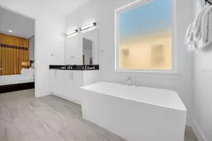 2137 Pine Oak Loop, Davenport, FL 33837 - Photo 39