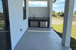 1320 NE 14th Ave, Cape Coral, FL 33909 - Photo 19