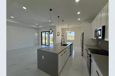 1320 NE 14th Avenue, Cape Coral, FL 33909 - Photo 9