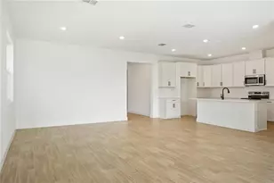 9071 Players Dr, Weeki Wachee, FL 34613 - Photo 11