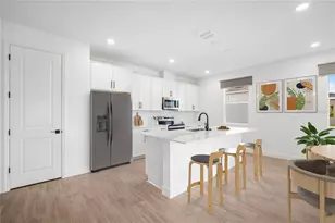 9109 Players Dr, Weeki Wachee, FL 34613 - Photo 5